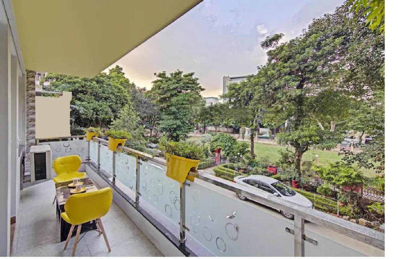 Hostel Nuab House - Near Fortis, Max, Medanta, Paras Hospitals And Huda Metro Gurgaon