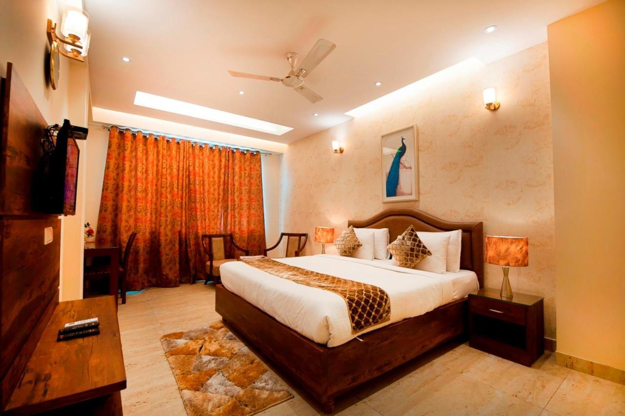Imperial Huda * Gurgaon