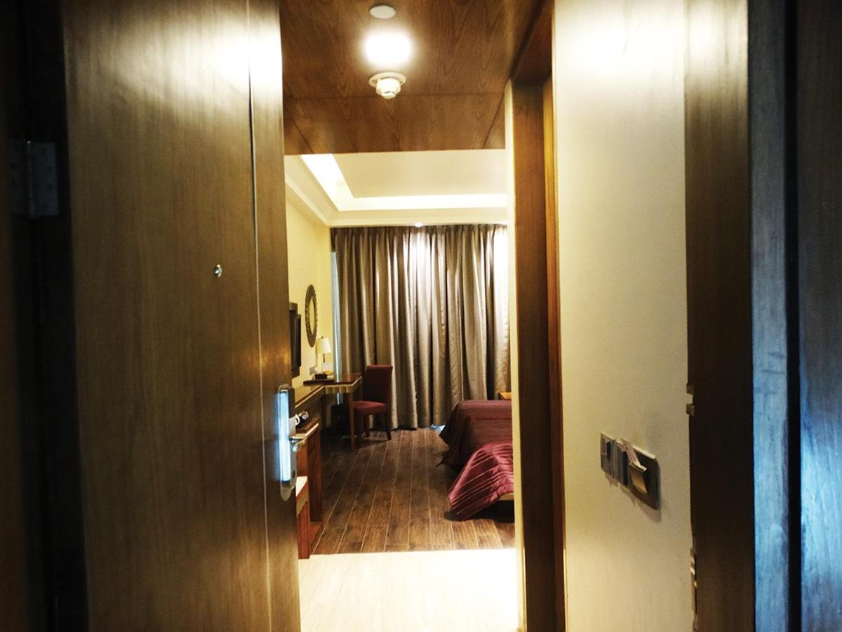 Ramada Hotel Gurgaon