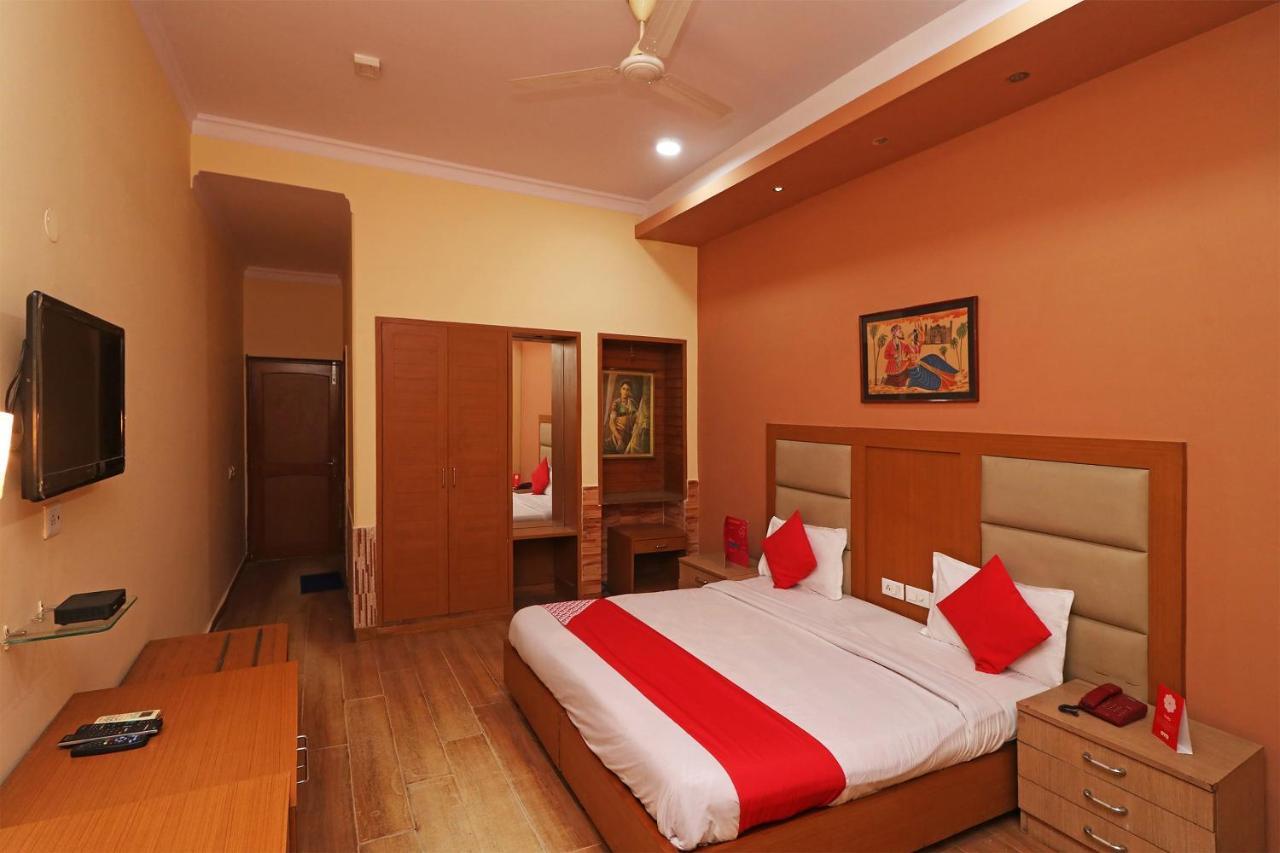 Oyo 26811 Moonlight Residency 3* Gurgaon