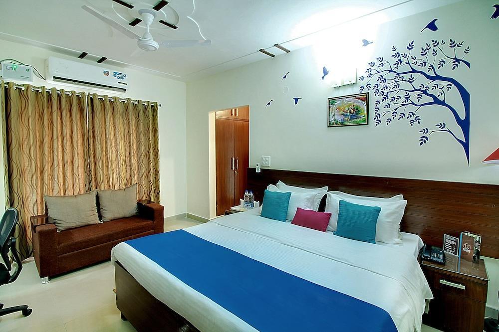 Staayz Premium Gurgaon 3* Gurgaon