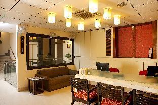 Ahuja Residency Dlf Phase 2 Hotel 4*