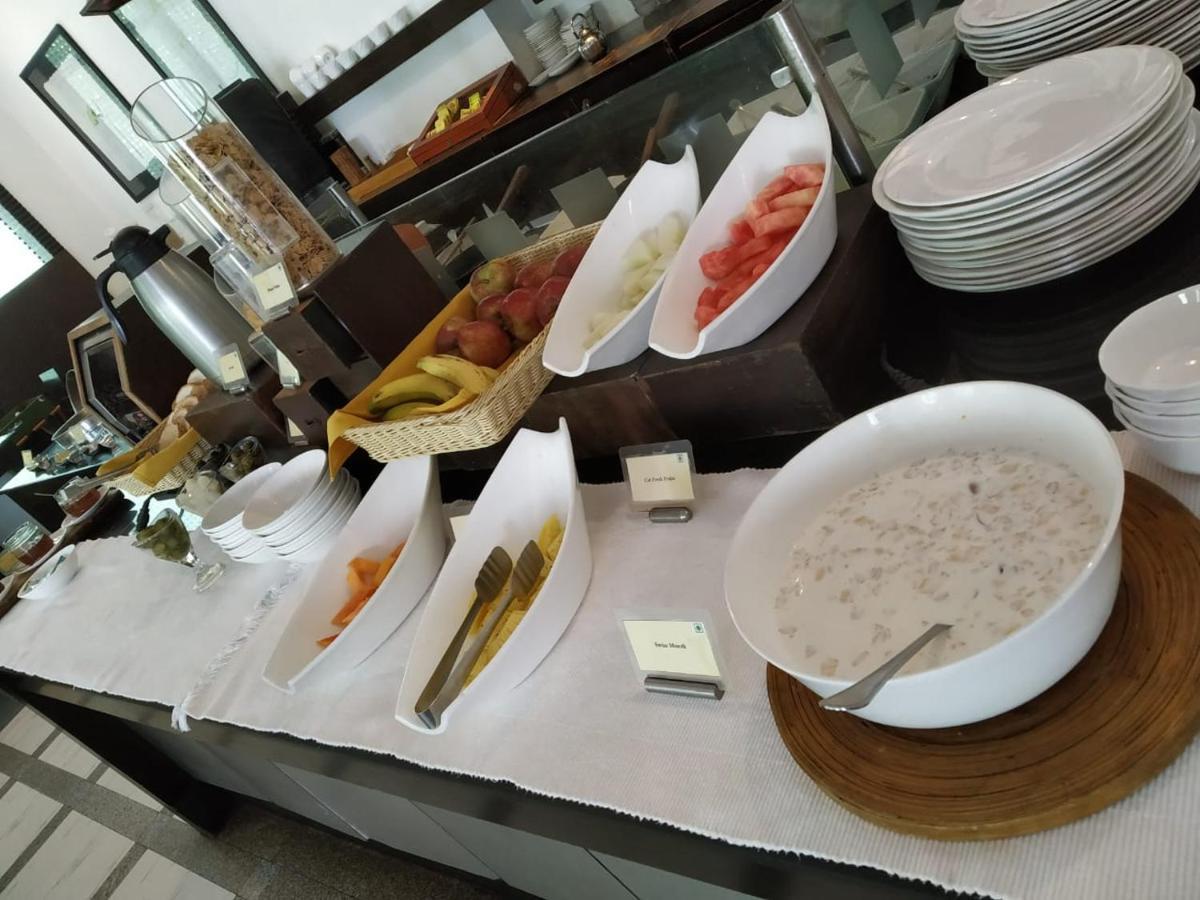 The Palms Town & Country Club - 5*
