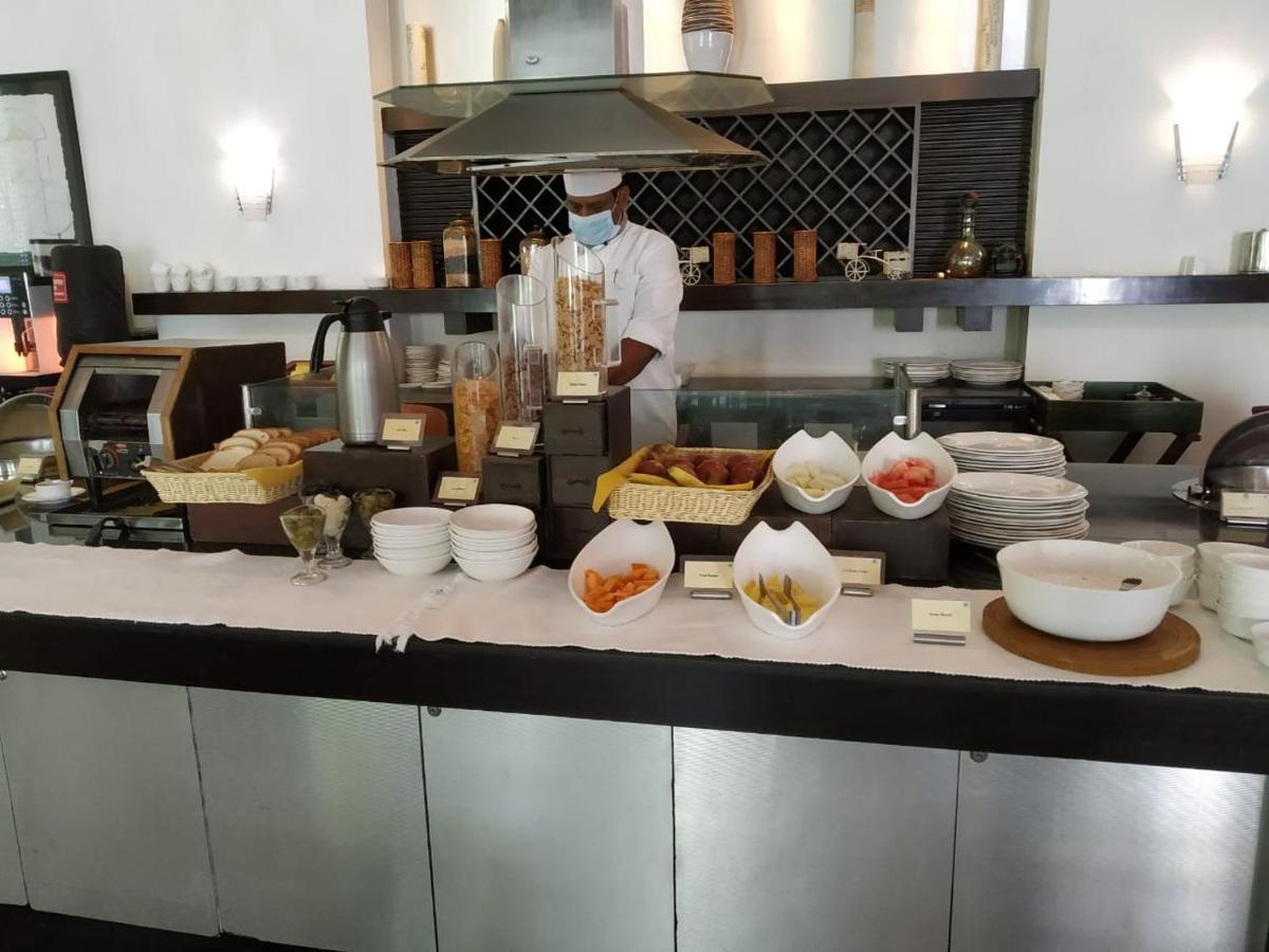 The Palms Town & Country Club - Gurgaon