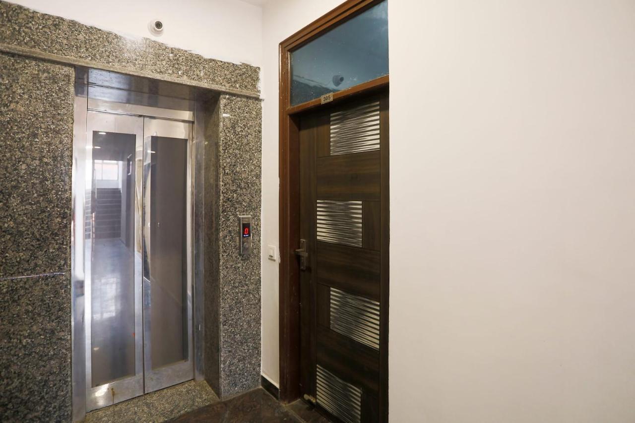 Oyo 71822 Oye Hotel