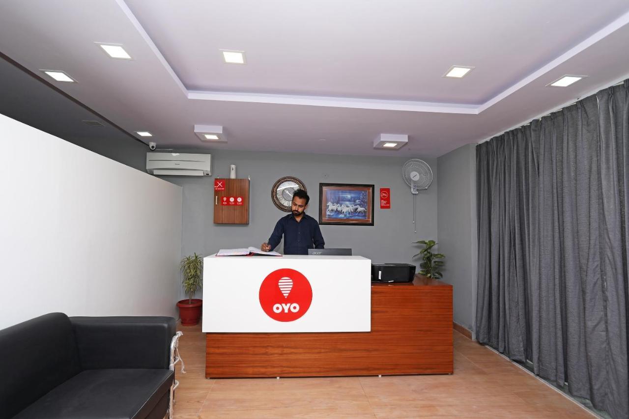 Capital O Aashiyana Paradise Near Omaxe Mall Hotel
