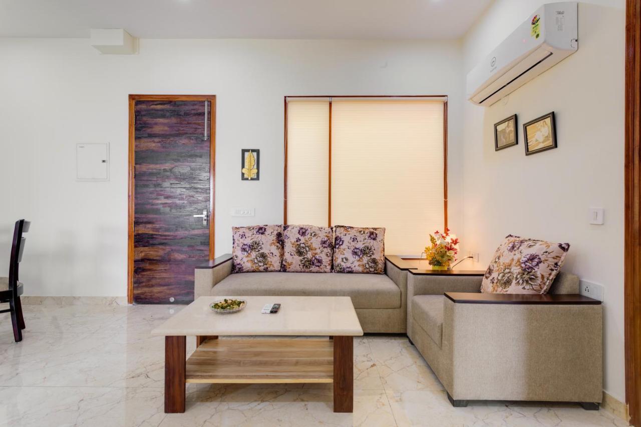 Apartment Hostie Eva Dreams - Private 2 Bhk Near Artemis, Medanta, Fortis Hospitals *