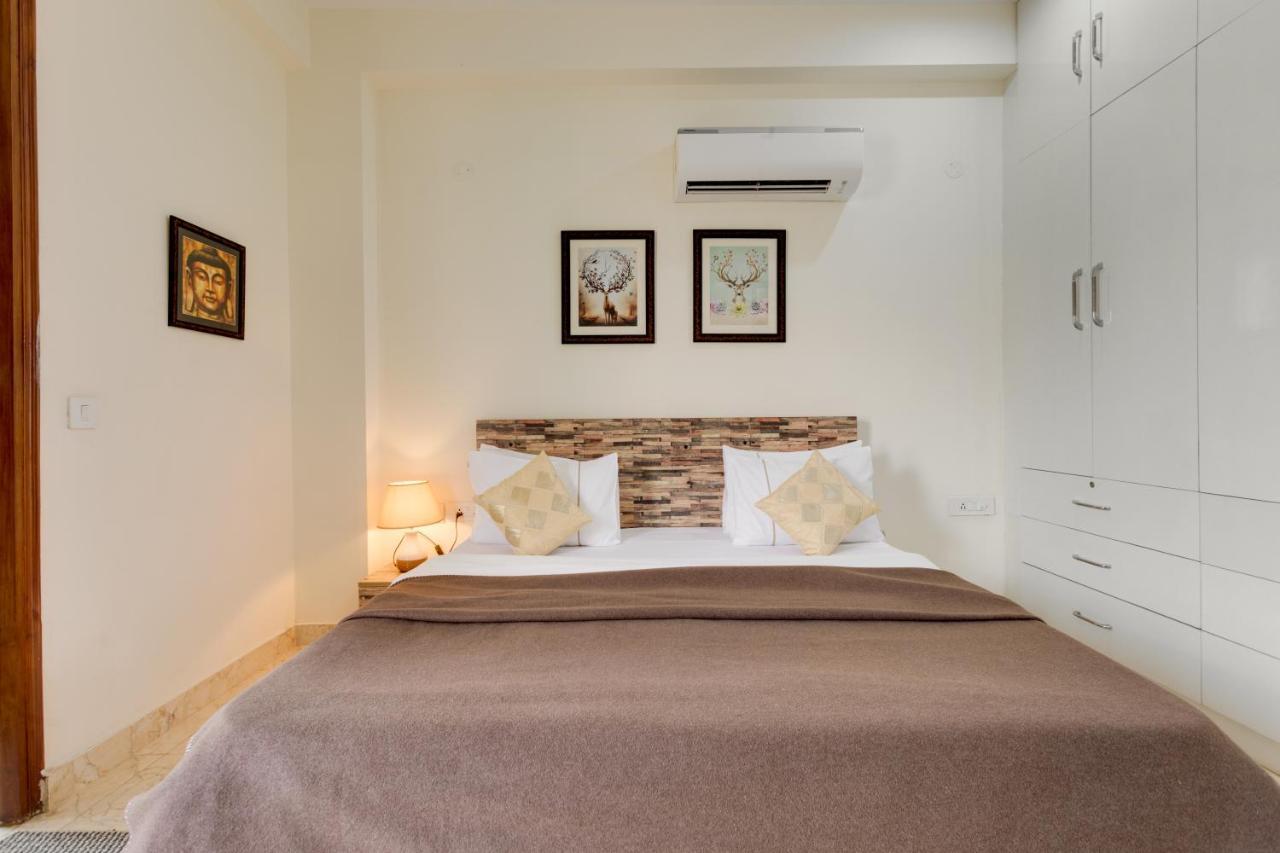 Hostie Eva Dreams - Private 2 Bhk Near Artemis, Medanta, Fortis Hospitals Apartment