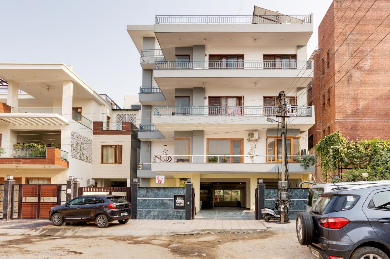Hostie Eva Dreams - Private 2 Bhk Near Artemis, Medanta, Fortis Hospitals *