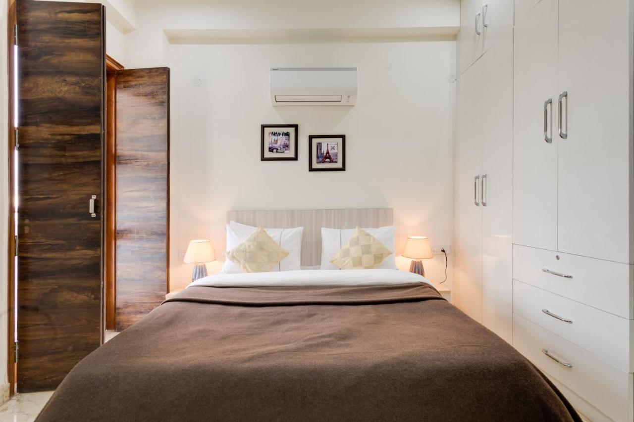 Hostie Eva Dreams - Private 2 Bhk Near Artemis, Medanta, Fortis Hospitals Apartment