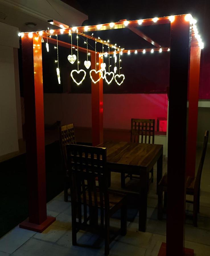 Hotel Nook & - Mg Road Metro