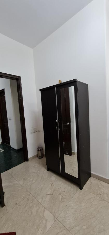 Hotel Nook & - Mg Road Metro