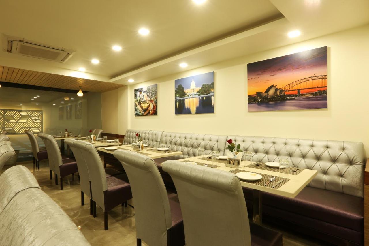 Hotel Omega - Central, Sec 45 4*