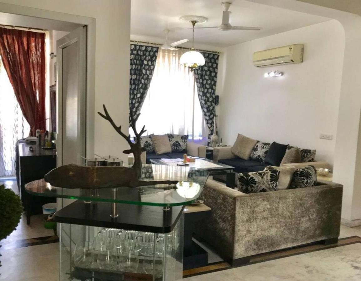 Apartment Security & Comfort 2 Bedroom In Gurugram Gurgaon