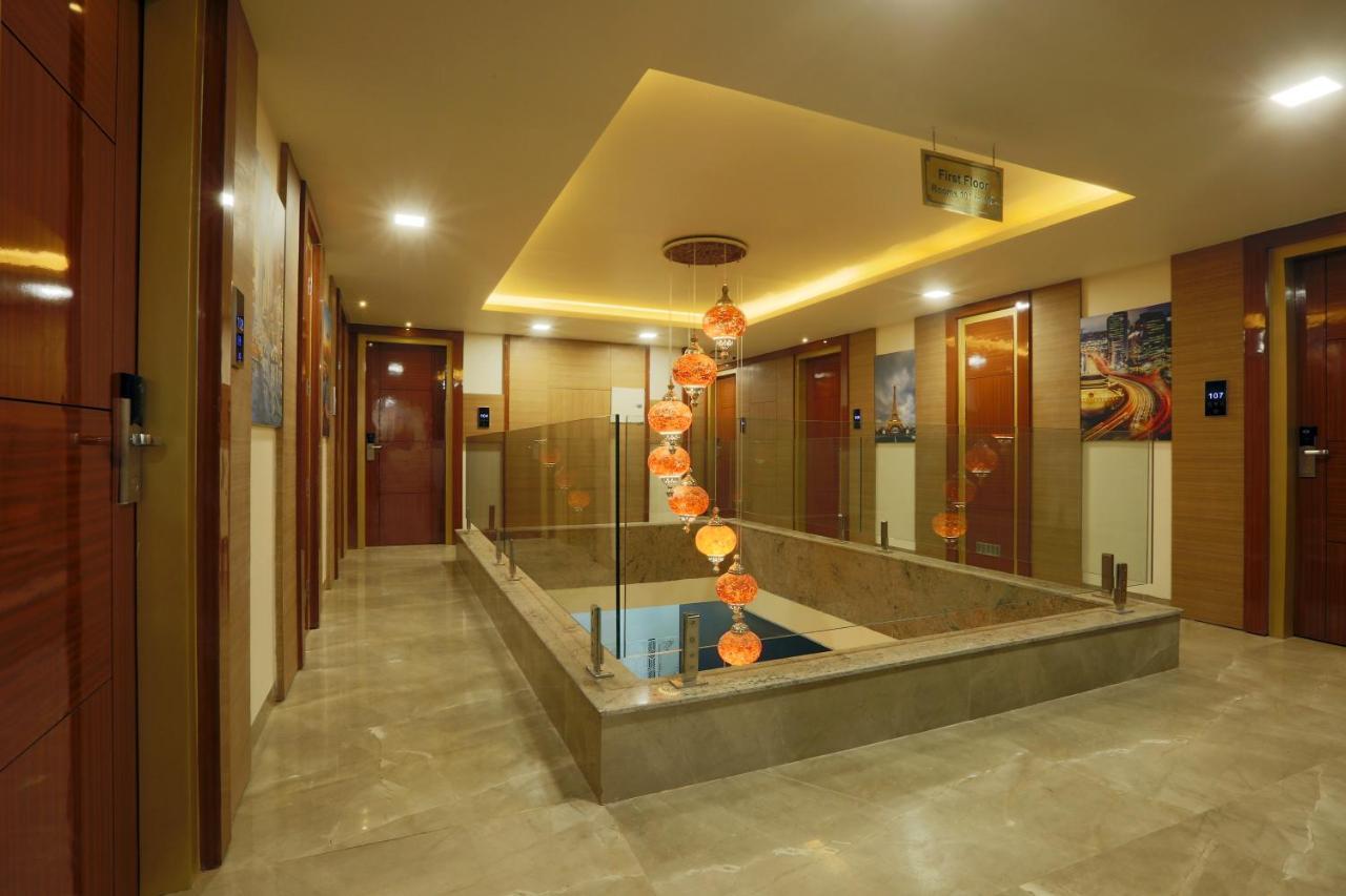 Omega - Central, Sec 45 Gurgaon
