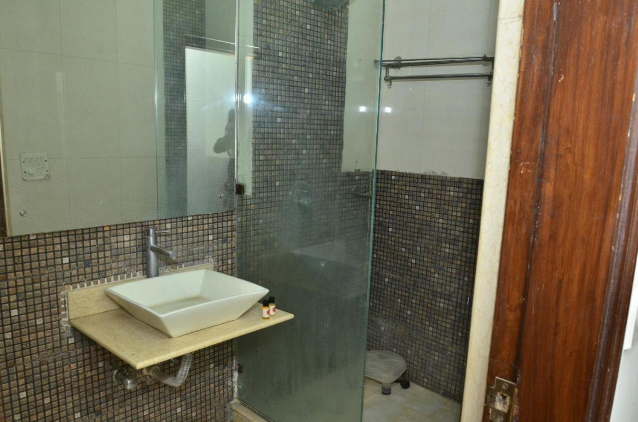 Ddr Residency Hotel 3*