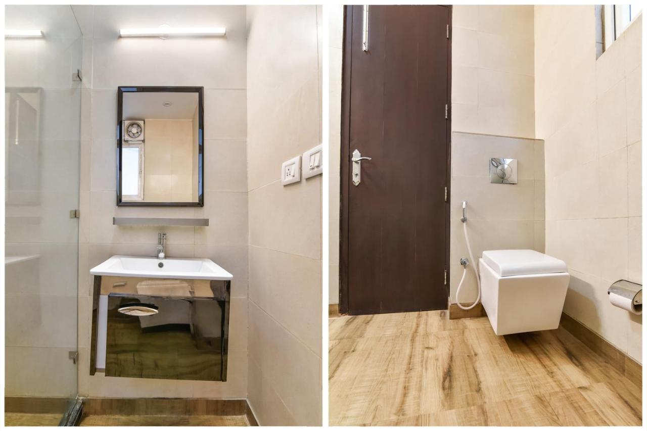 Capital O 30407 Hey Hotel 3*