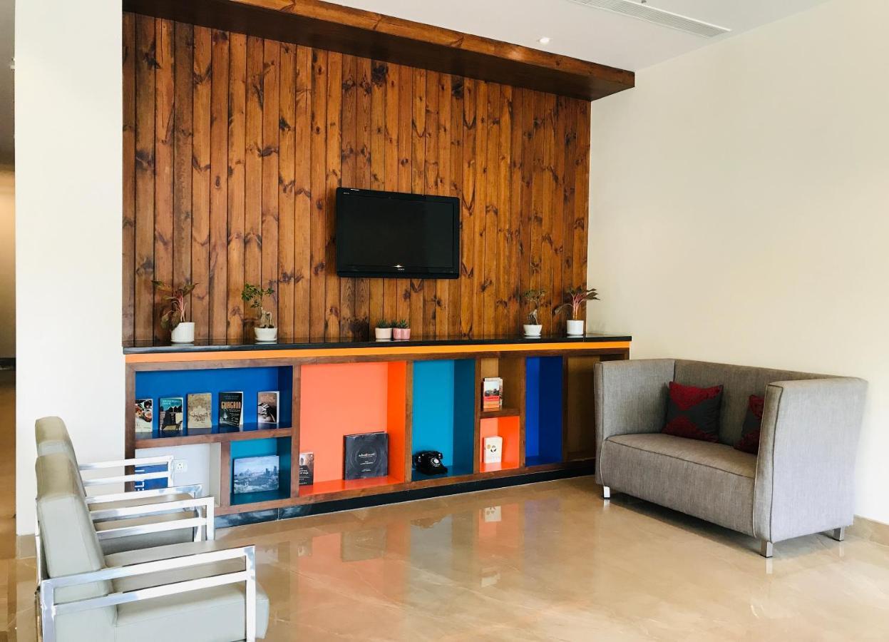 Golden Tulip Centre Hotel 4*