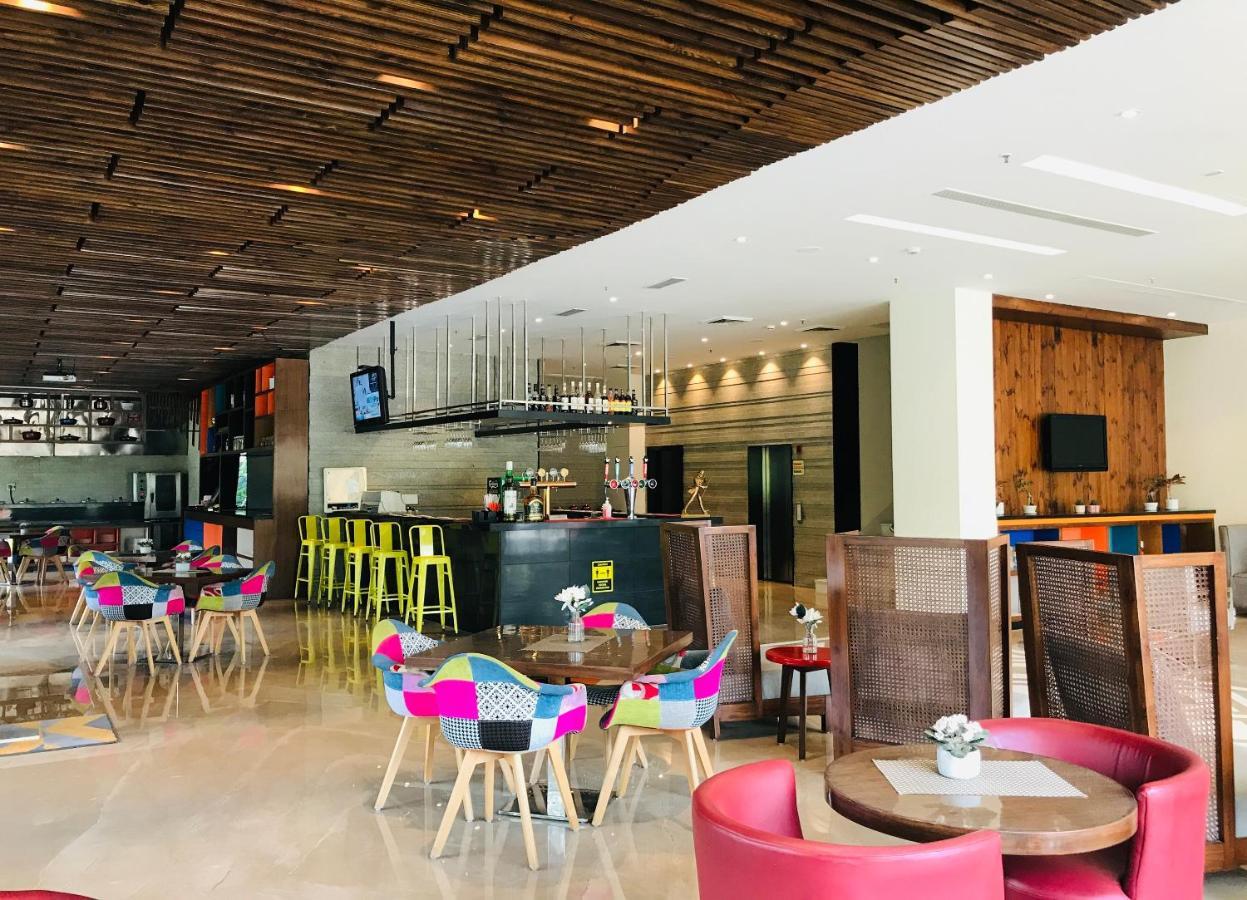 Hotel Golden Tulip Centre 4*