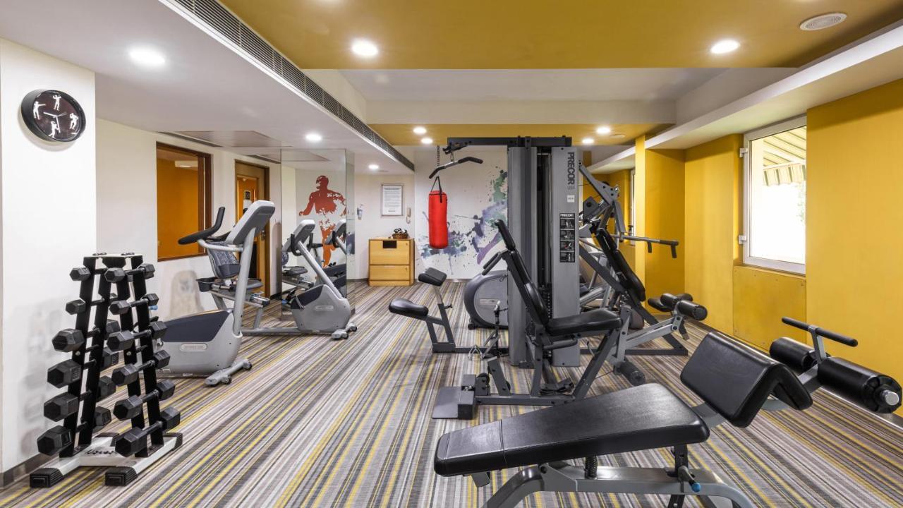 Ibis Golf Course Road - An Accor Brand 4*