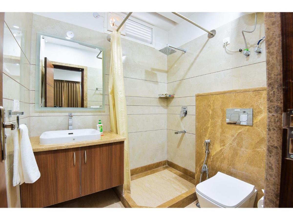 Bluo Studio1 Golf Course Road, Gym, Balcony Garden