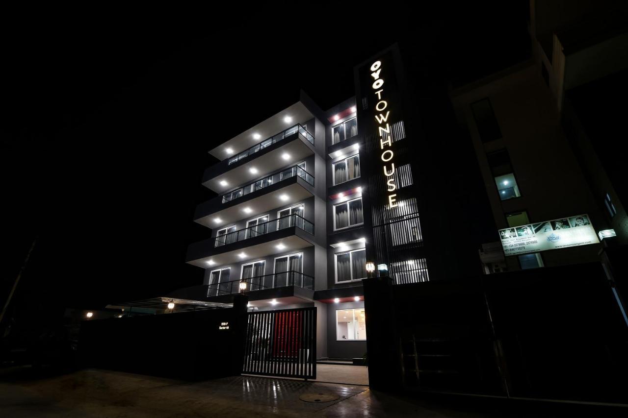 Oyo Townhouse 079 Hotel