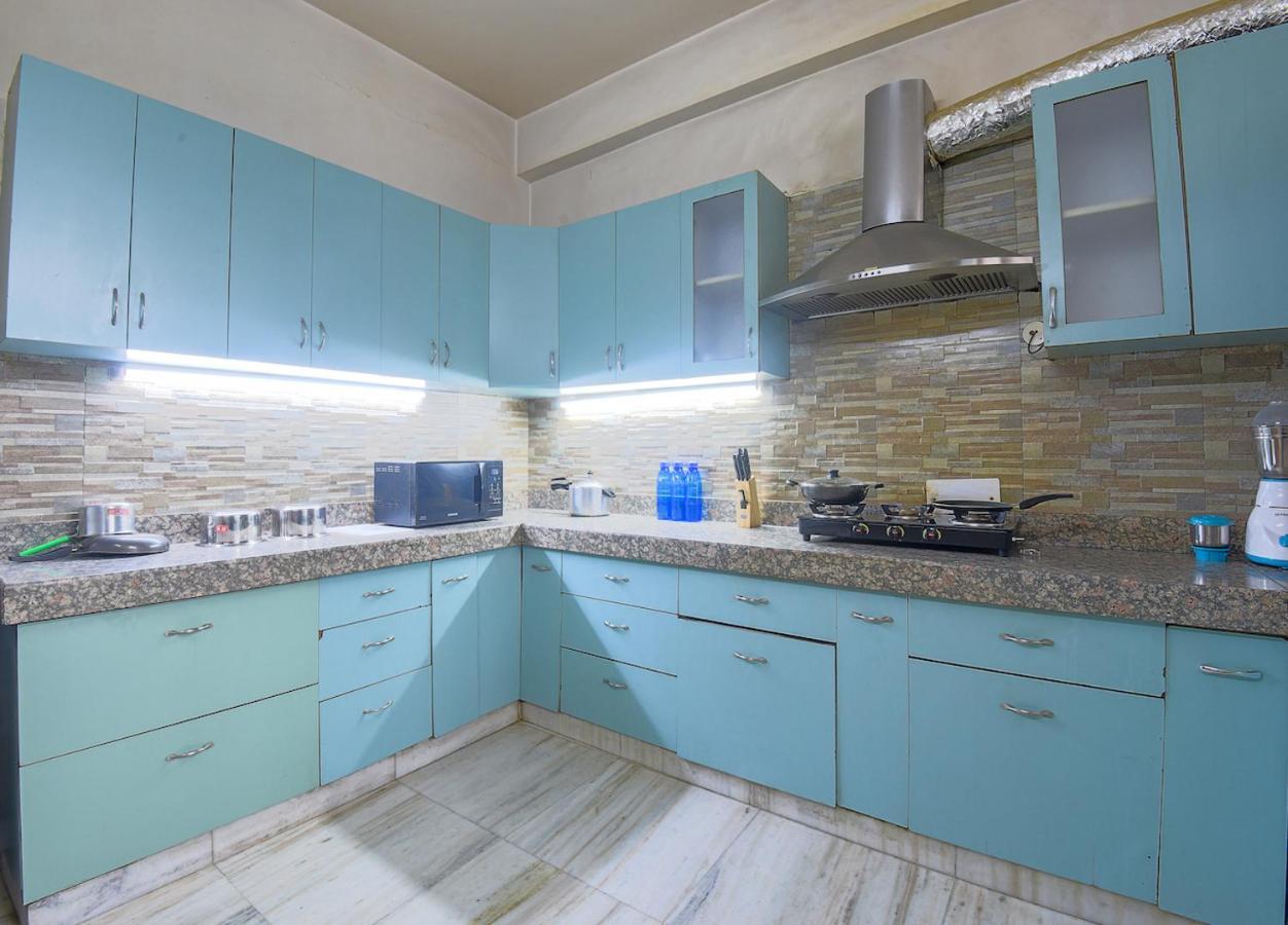 Bedchambers Serviced - Artemis Hospital Aparthotel Gurgaon
