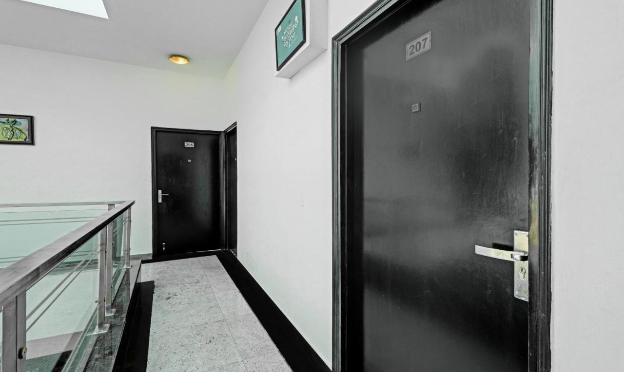 Itsy By Treebo - Aayu Residency Hotel Gurgaon