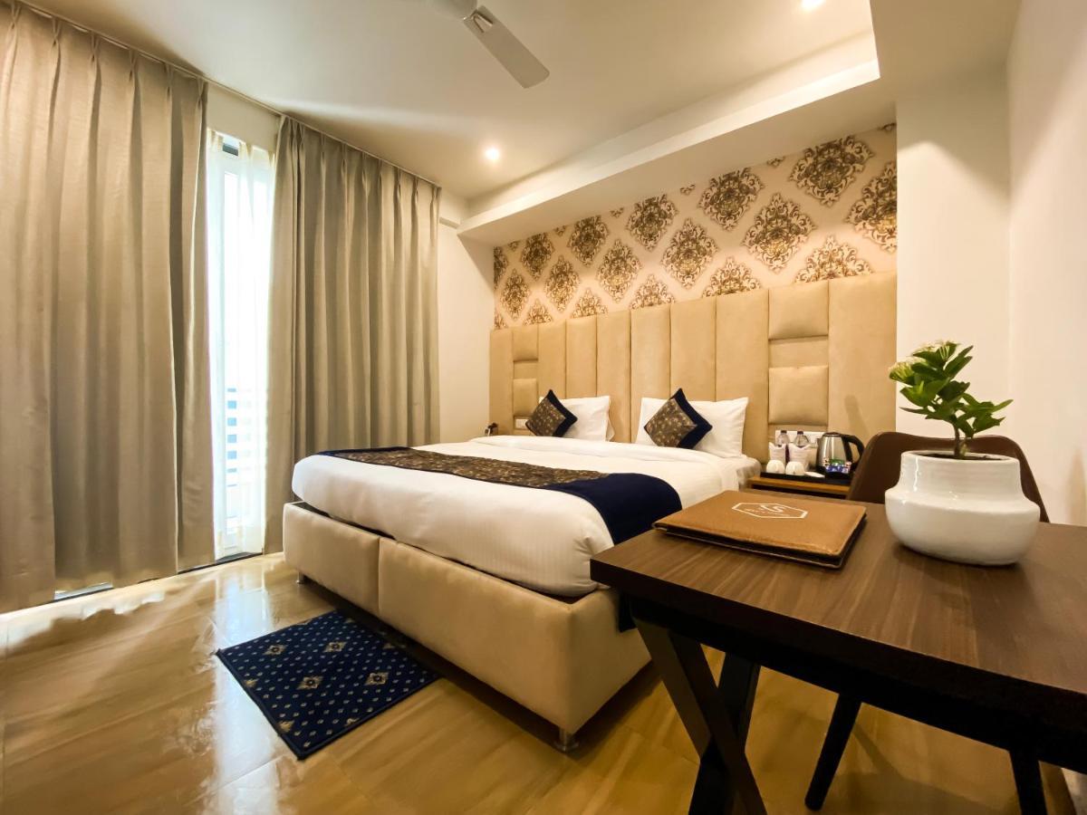 Sky 3* Gurgaon