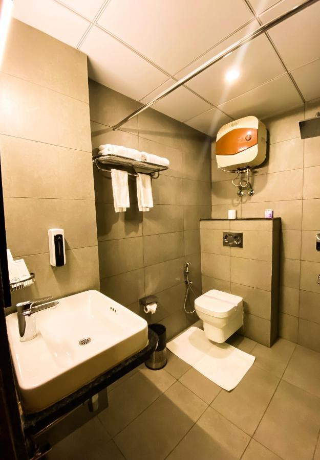 Sky Hotel