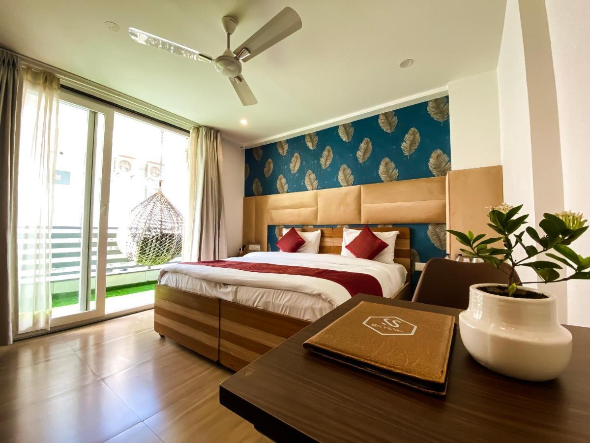 Sky Hotel