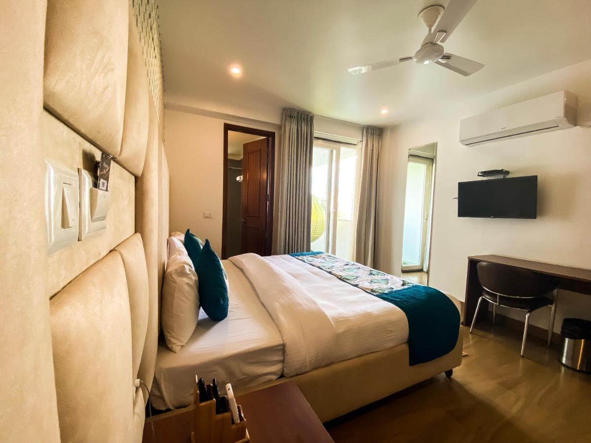 Sky Hotel 3*