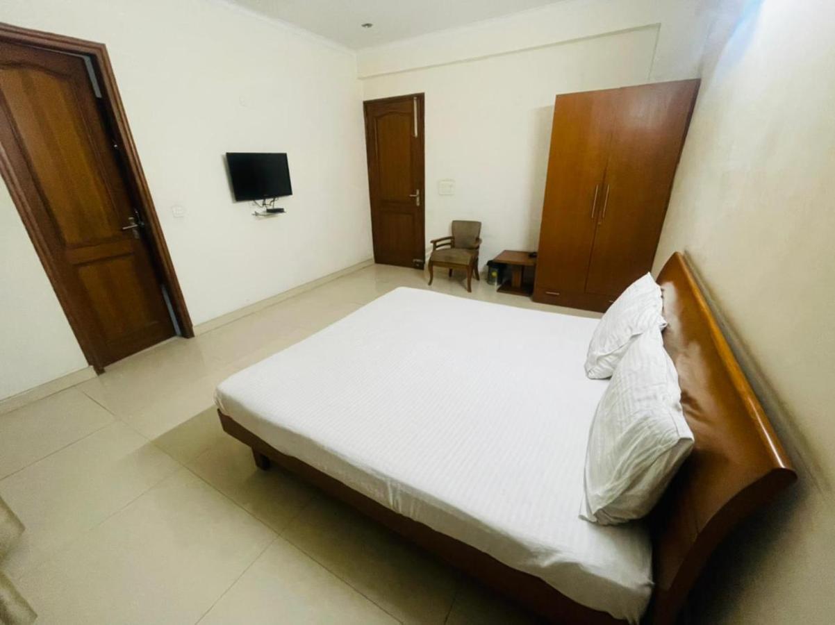 White House Residency, Gurugram *