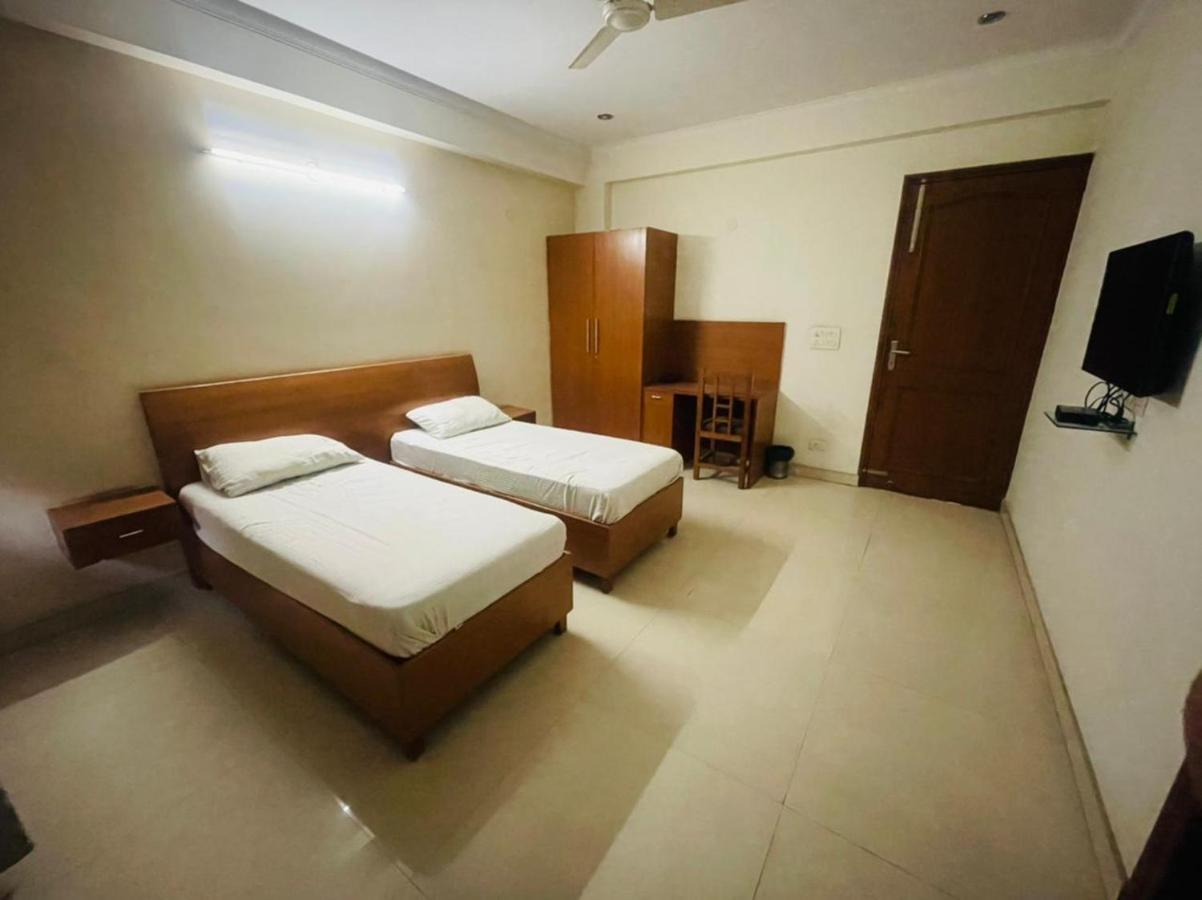 White House Residency, Gurugram Guest house Gurgaon