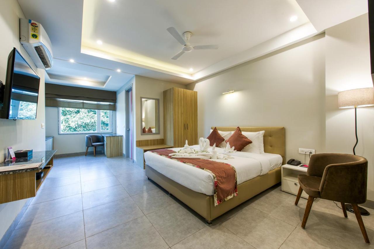 Aparthotel Rosastays Gurugram Sec 31