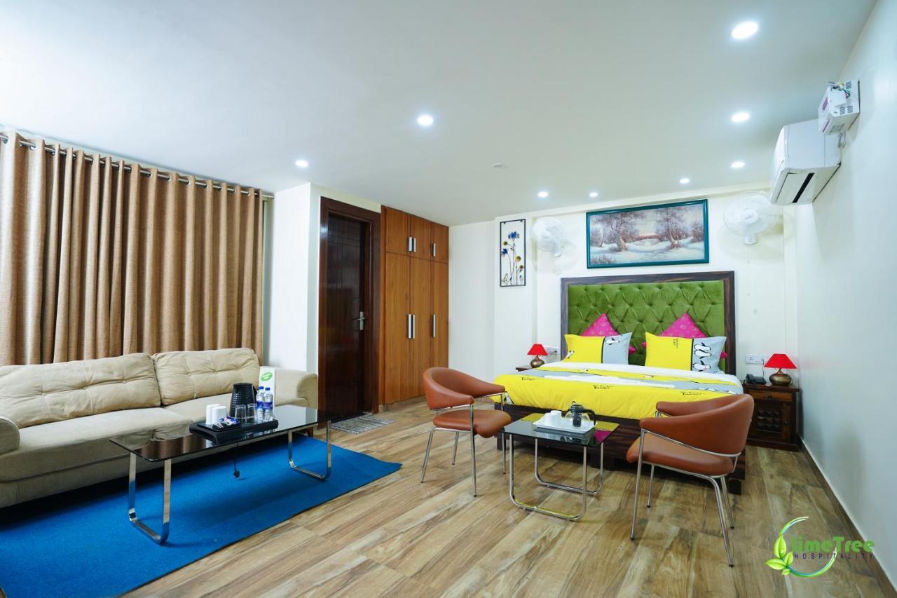 Lime Tree Near 32nd Avenue Sector 29 Gurgaon