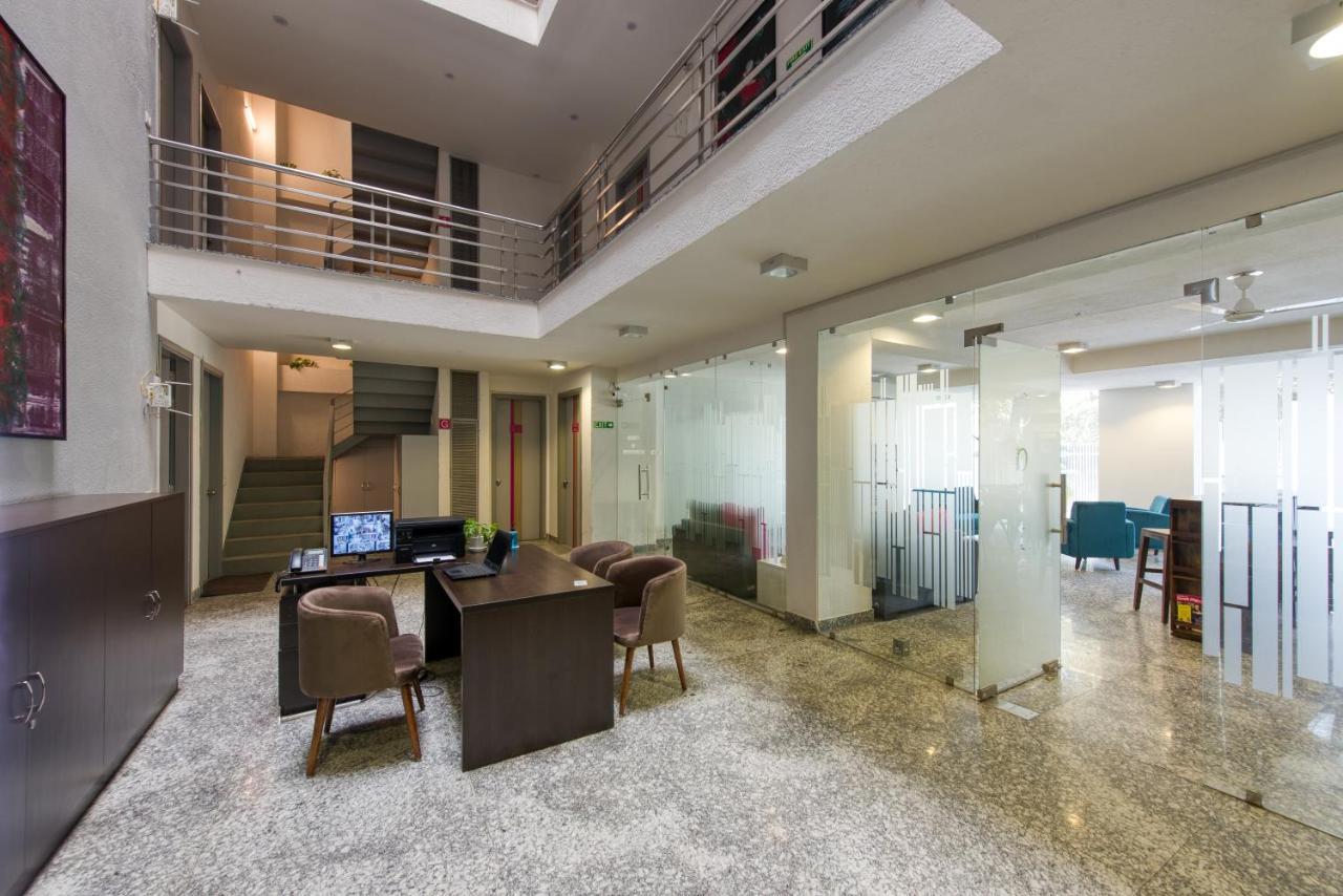 Rosastays Gurugram Sec 31 Aparthotel