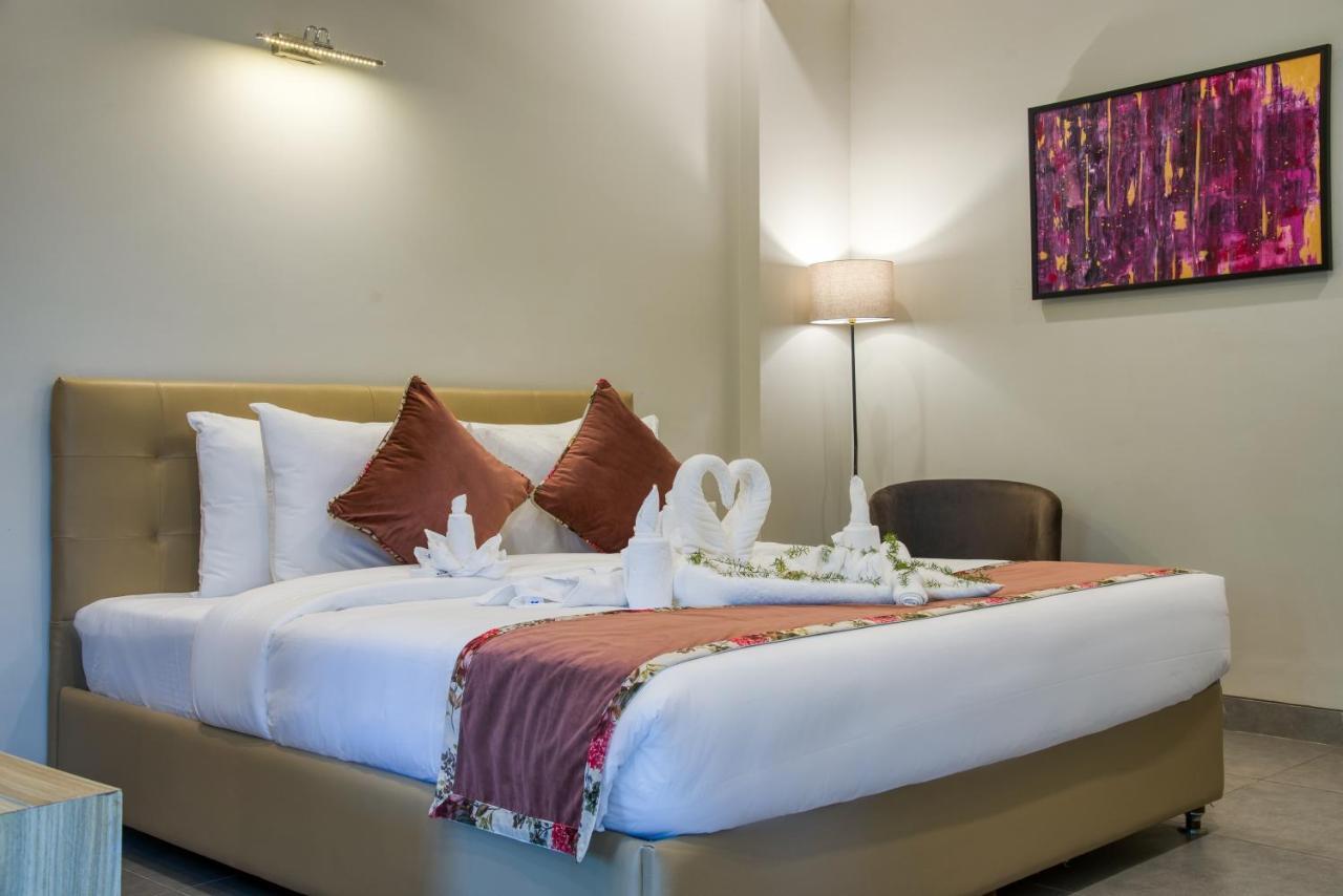 Rosastays Gurugram Sec 31 Gurgaon