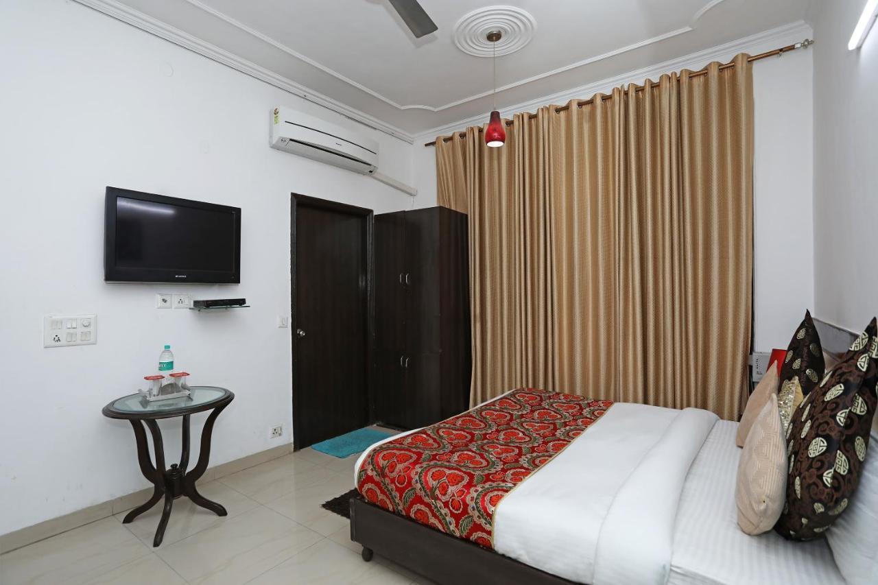 Alpine Park Hotel 2*