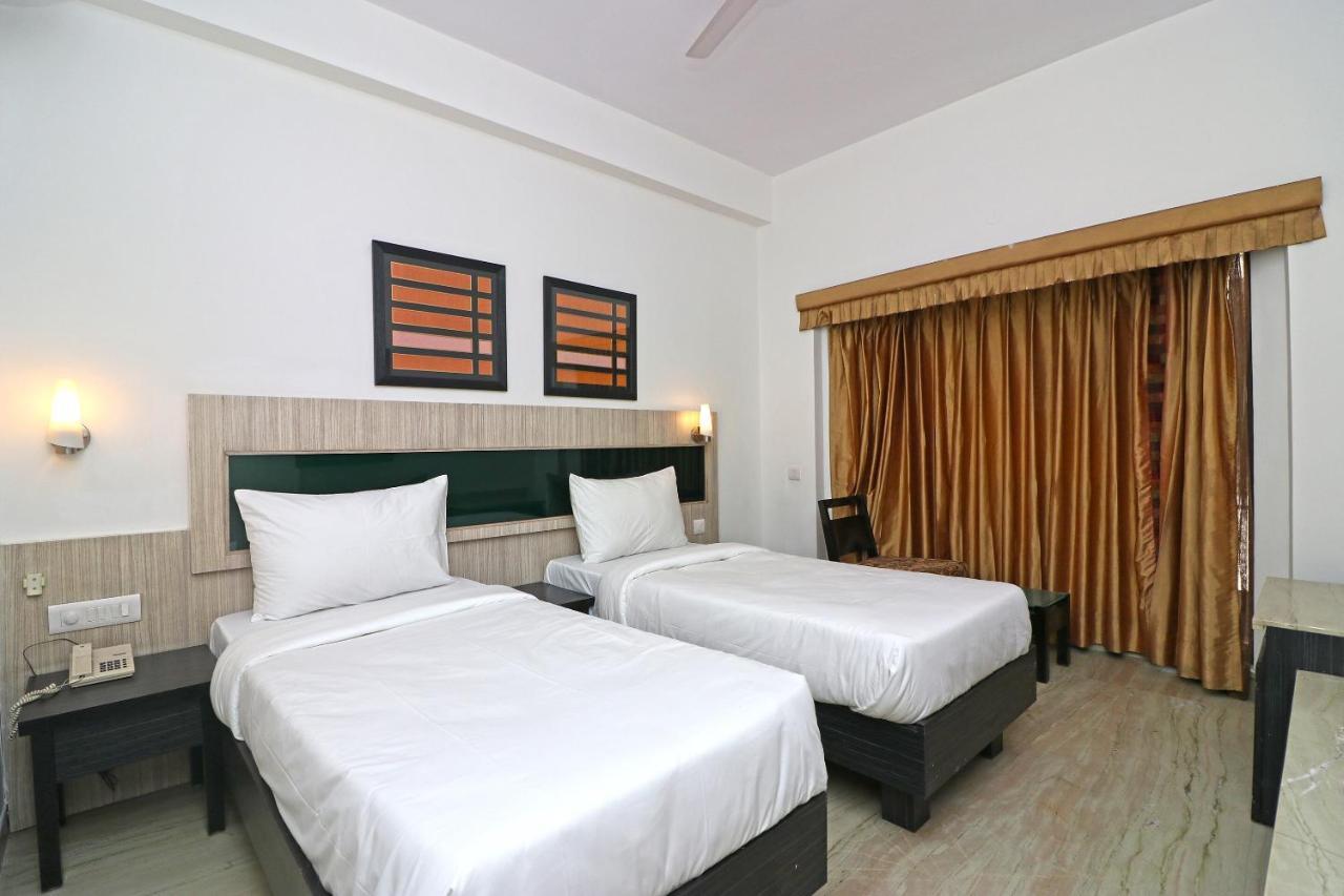 Hotel Silverkey Executive 20016 Huda Centre