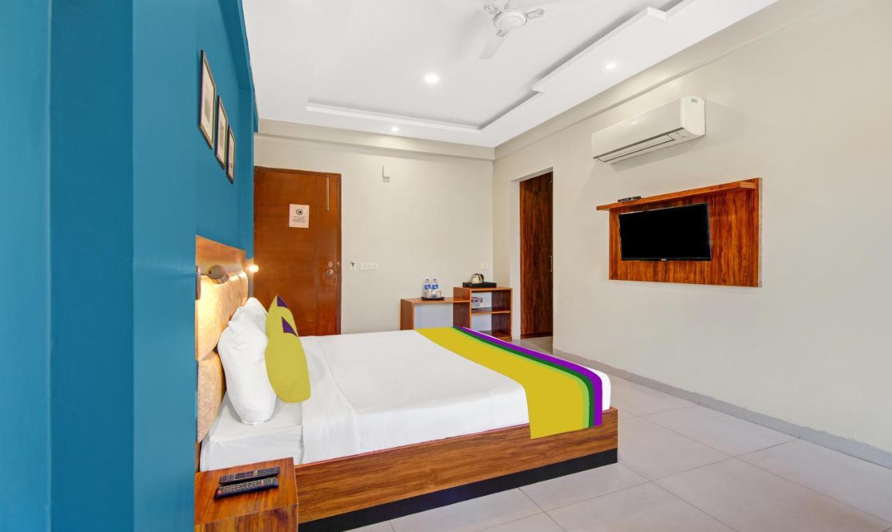 Itsy By Treebo - Earth Hotel Gurgaon