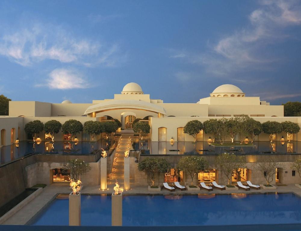 Trident Hotel