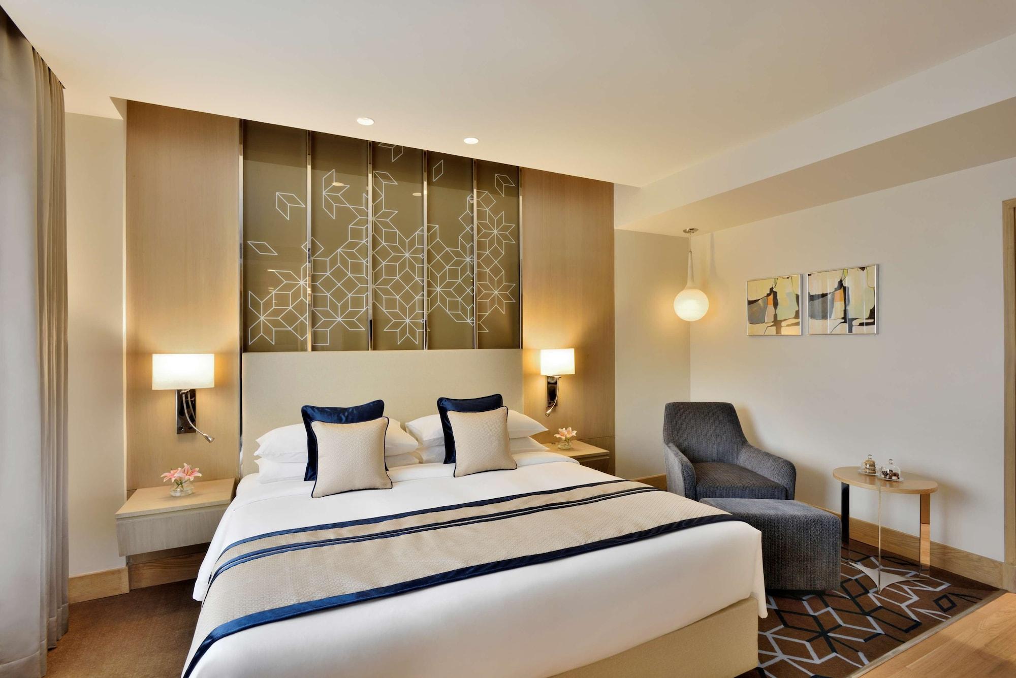 Radisson Gurugram Udyog Vihar 5* Gurgaon