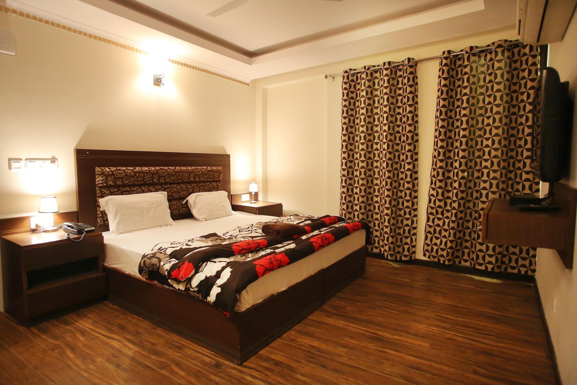 Premier - Golf Course Road ,gurgaon Hotel 3*