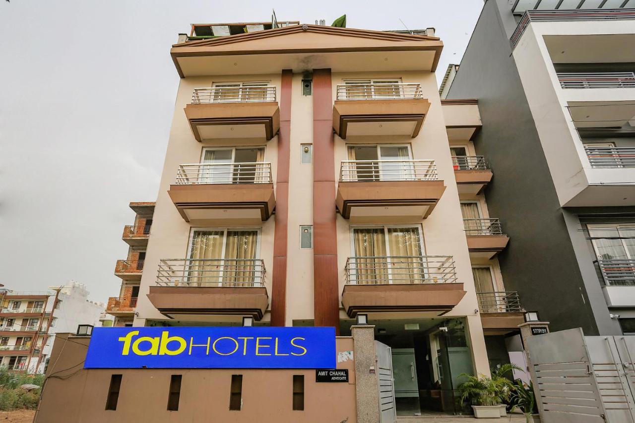 Collection O Paradise Franchisee Near Appu Ghar Gurgaon