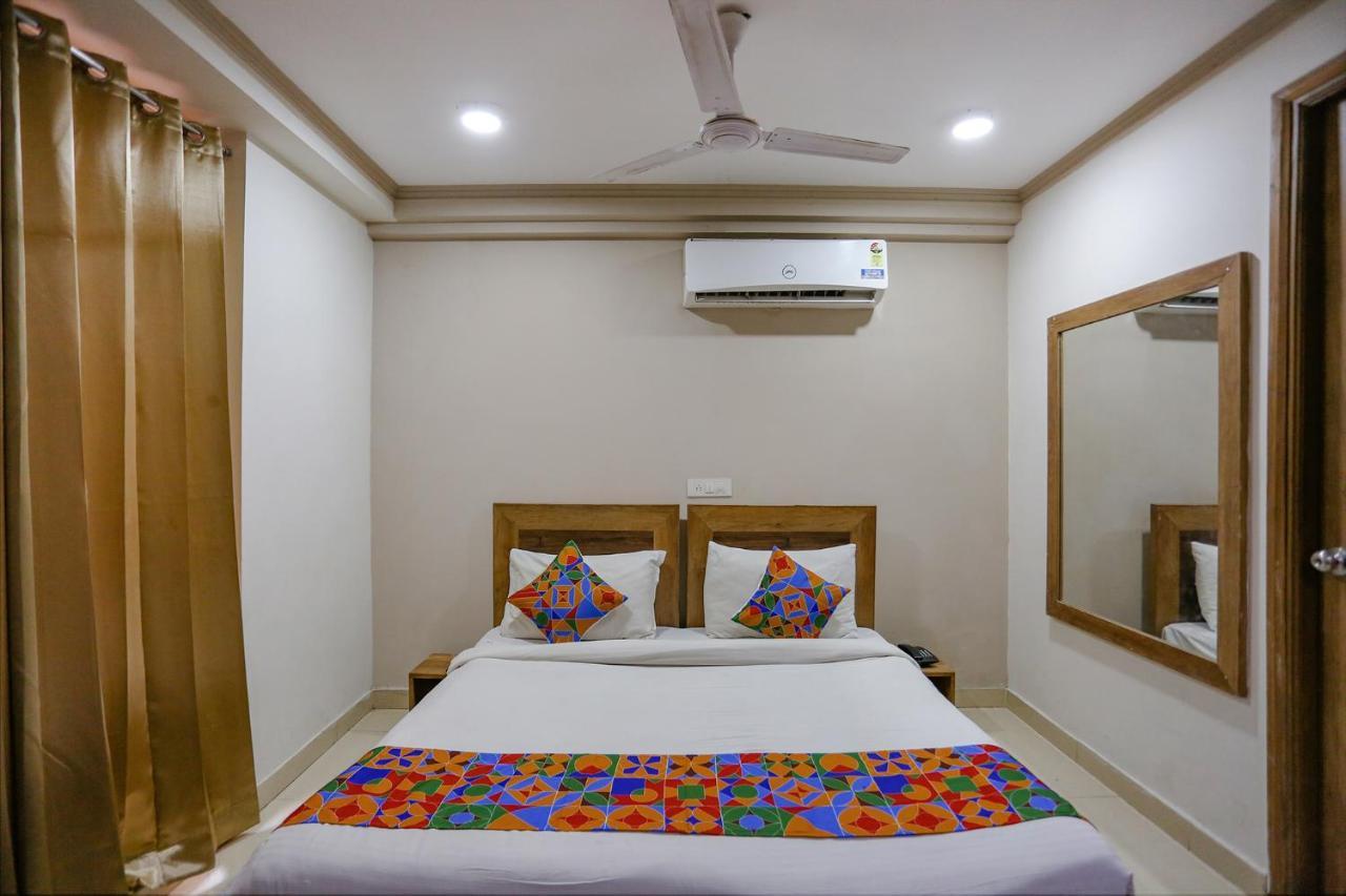 Collection O Paradise Franchisee Near Appu Ghar 3* Gurgaon