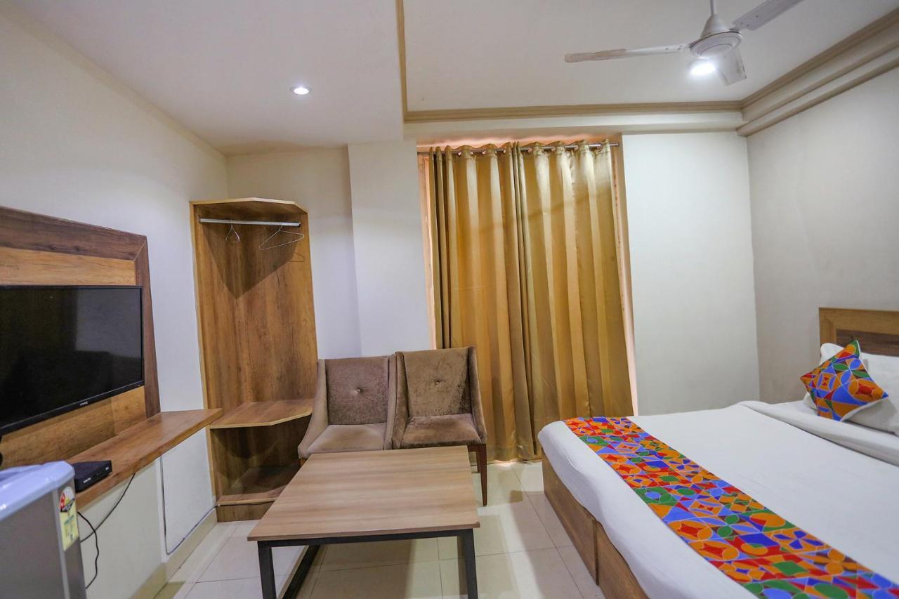 Collection O Paradise Franchisee Near Appu Ghar 3* Gurgaon
