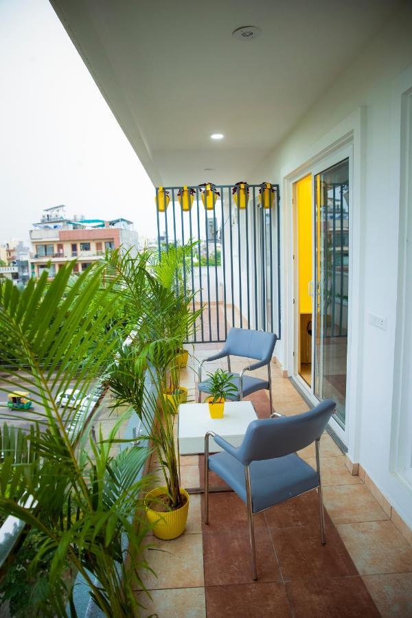 Luxury Studio Service Lime Tree -near Artemis Hospital, Sector - 51 Apartment Gurgaon
