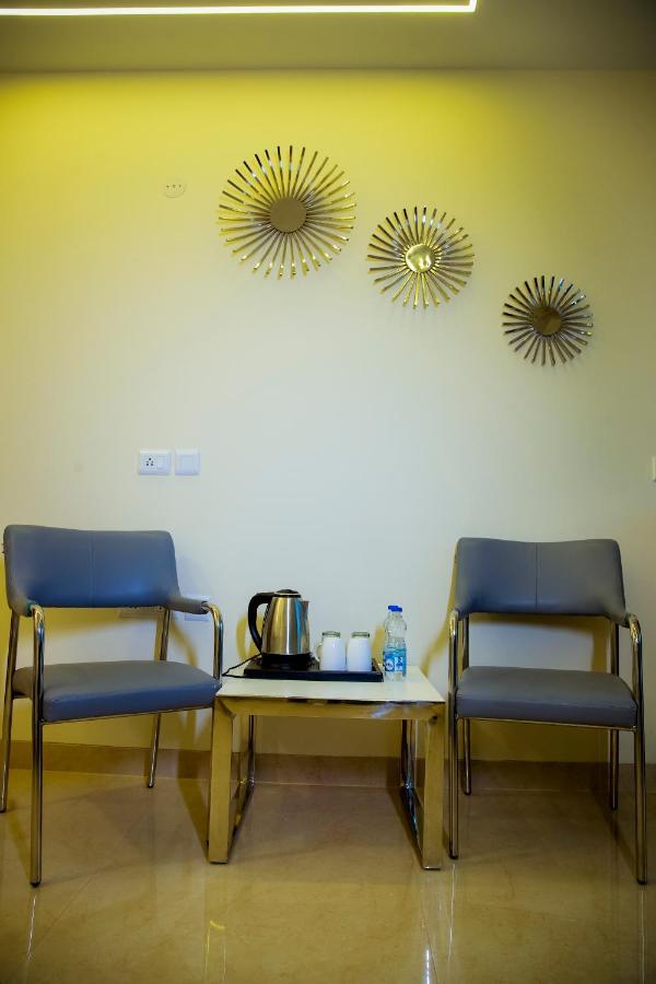 Luxury Studio Service Lime Tree -near Artemis Hospital, Sector - 51 Apartment Gurgaon