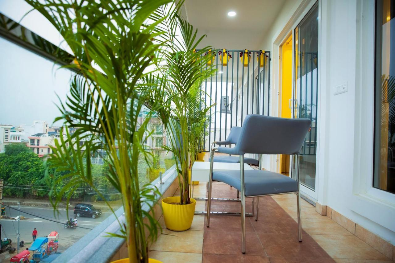 Apartment Luxury Studio Service Lime Tree -near Artemis Hospital, Sector - 51